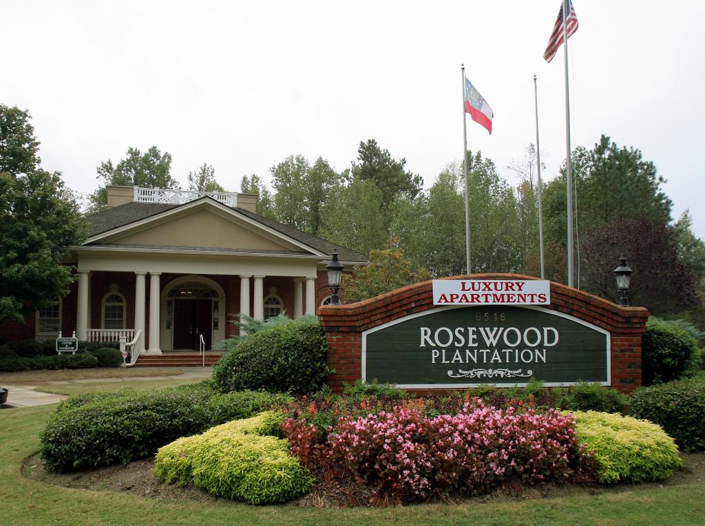 Rosewood Plantation Luxury Apartment Homes Peachtree Corners GA 30092